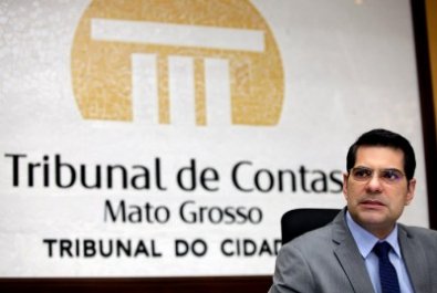 TCE entrega ao TRE "lista suja" de gestores