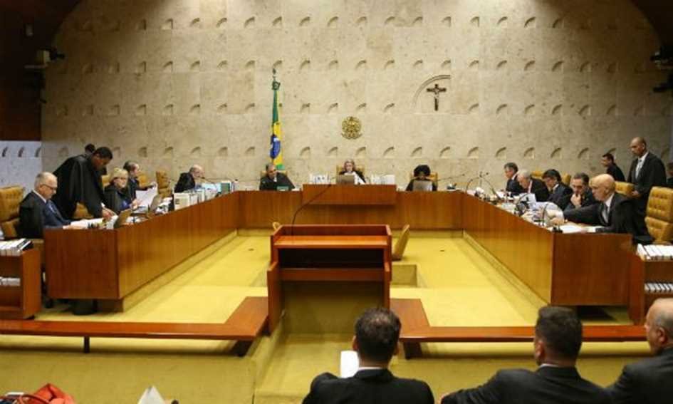STF aprova restrição do foro privilegiado para deputados e senadores