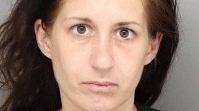 Mulher é presa com cadáver do namorado em motel