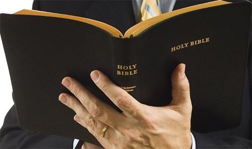 Pastor é preso após estuprar menor dentro de igreja evangélica