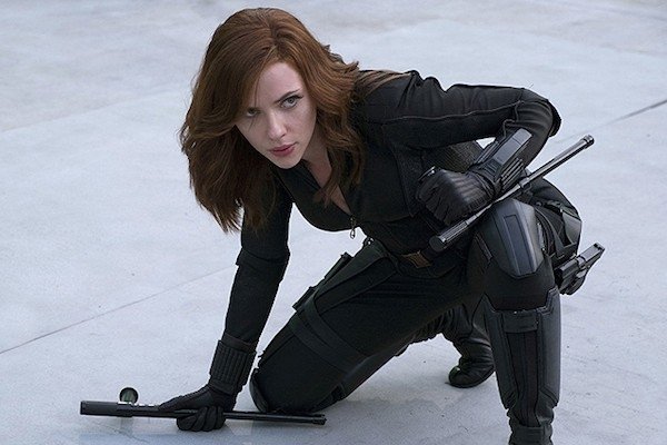 Scarlett Johansson vai se tornar a mulher mais bem paga do cinema
