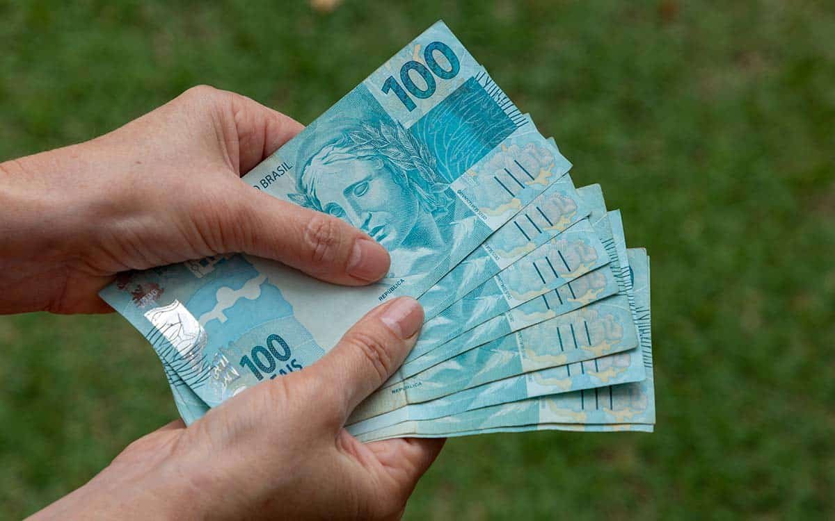 Brasileiros ainda não sacaram R$ 7,52 bilhões de valores a receber