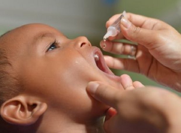 Governo lança campanha para vacinar crianças contra pólio e sarampo; reforço será dado para quem já se vacinou