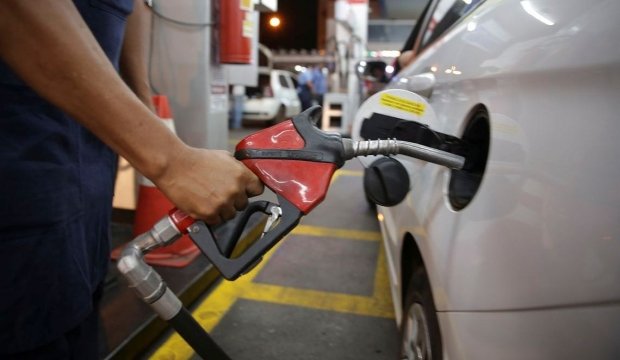 Lei propõe penalidades a postos que comercializam combustível adulterado em MT