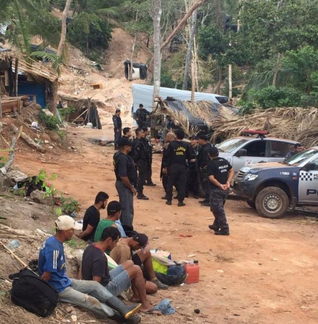 Forças policiais retiram invasores da Serra da Borda e 17 são presos