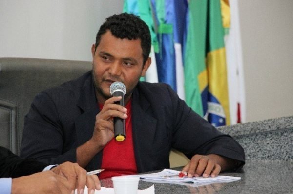 Presidente da Câmara de Colniza solicita que a prefeitura normatize a cobrança do Imposto de Transmissão de Bens Imóveis – ITBI, nas áreas que foram cedidas pelo INCRA