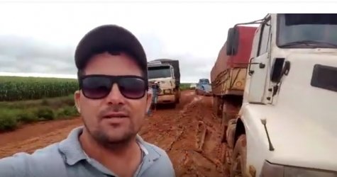 Motorista expõe situação de estrada em Sorriso e mostra caminhões atolados