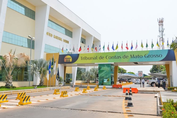 TCE flagra irregularidades em contratos e evita prejuízo de R$ 202 mi em MT