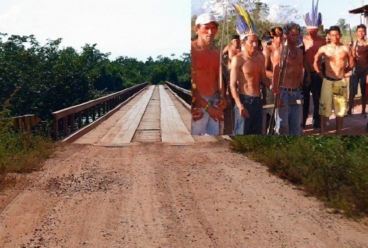 Grupo de Índios mantém bloqueada ponte sobre o Rio Branco em Aripuanã