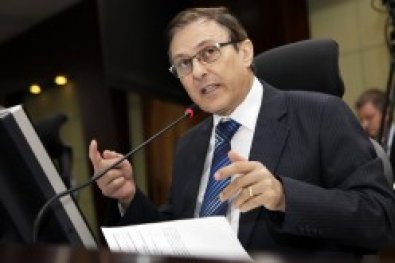 Dois ex-secretários de MT levam multa de R$ 101 mil por "pagamentos fantasmas"