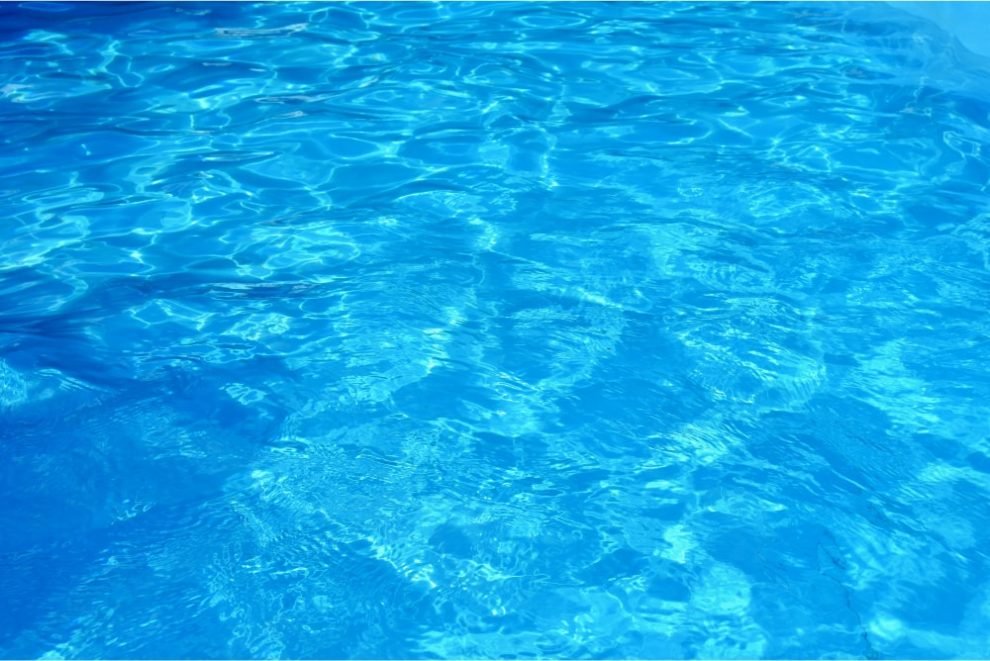 Tragédia: criança de 1 ano e 5 meses morre afogada em piscina em Colniza