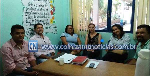 Diretores das escolas municipais de colniza, juntamente com vereadores, tentam intermediar diálogo entre SINTEP e poder executivo, para pôr fim à greve no município