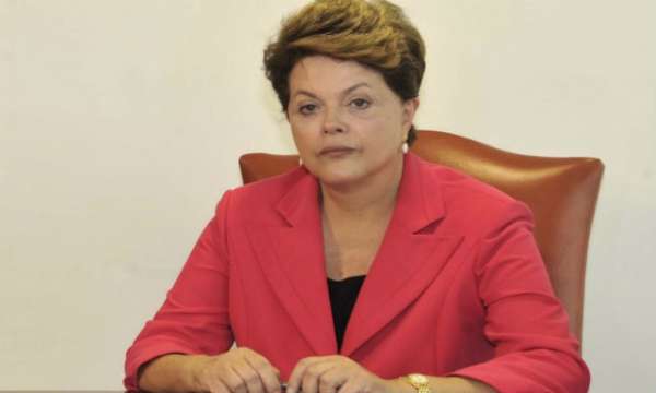 Dilma deve vetar reajuste das aposentadorias