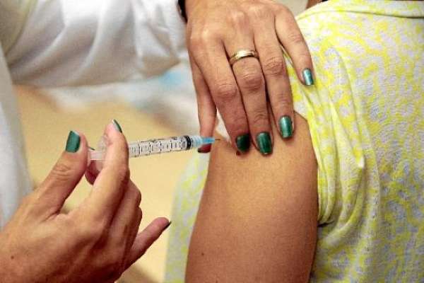 Vacina contra a dengue custa R$ 300 em MT