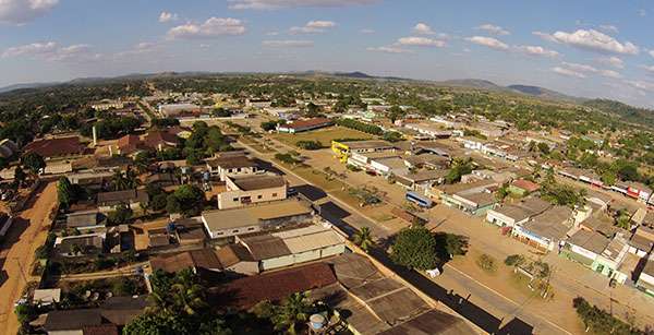 Prefeitura de Colniza realiza mutirão de limpeza e combate à Dengue