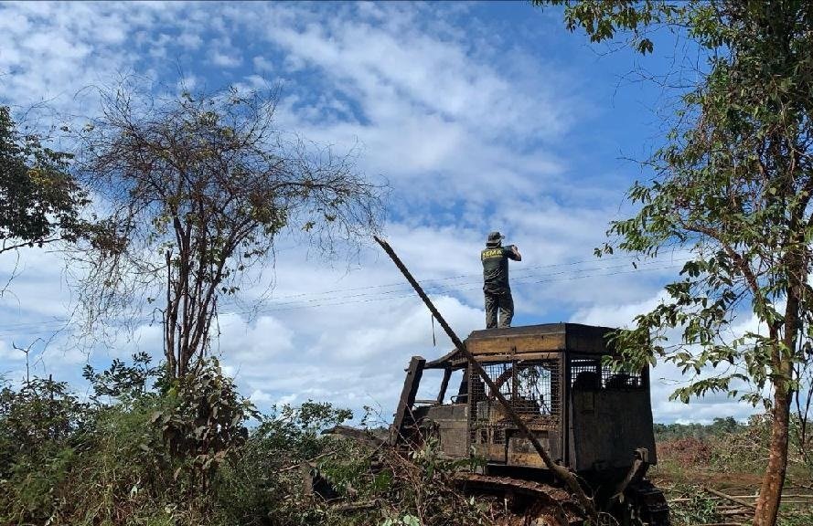 Operação que ocorreu em Colniza/ Aripuanã e outras cidades apreendeu tratores aplicou R$ 30 milhões de multas