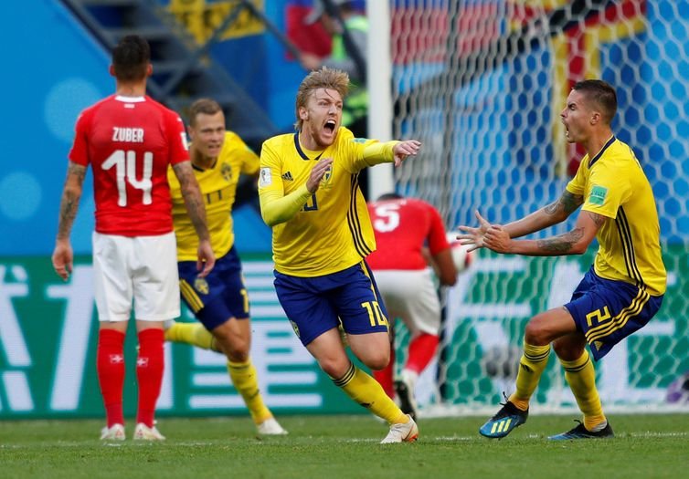 Suécia vence Suíça e avança para as quartas de final