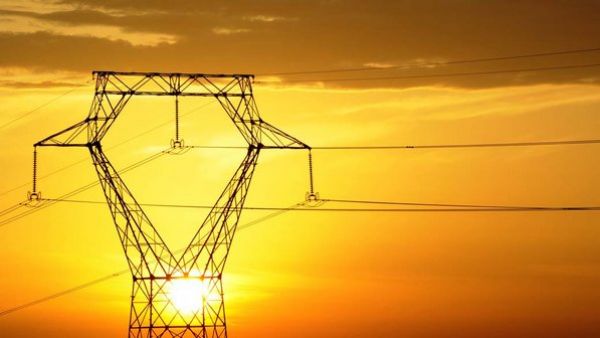 Aneel propõe revisão das tarifas de energia com menos impacto ao consumidor