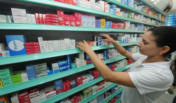 Reajuste dos preços de remédios poderá ser de até 7,7%, diz governo