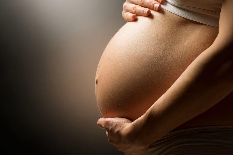 Senado aprova afastamento de grávida e lactante de trabalho insalubre