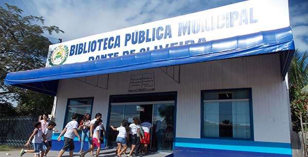 Em Colniza, Biblioteca Dante de Oliveira recebe doação de livros