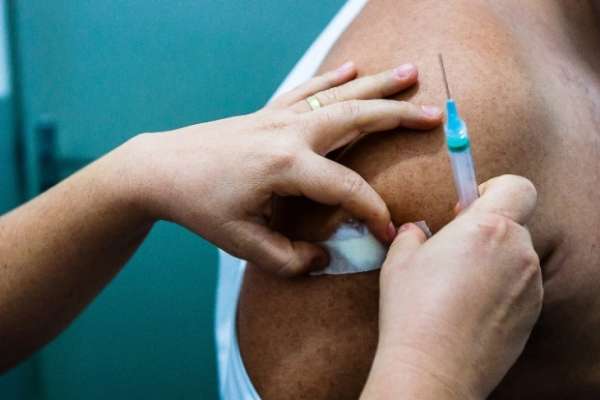 Mais de 450 mil pessoas foram vacinadas contra H1N1 em MT