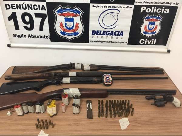 Polícia Civil prende homem com 5 armas e diversas munições em Colniza