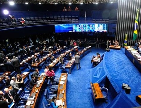Senado aprova medida provisória que cria o Cartão Reforma
