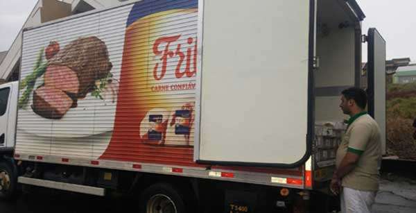 Caminhão da Friboi é interceptado com maconha avaliada em R$ 232 mil