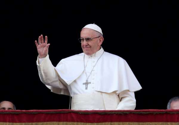 Papa Francisco deseja feliz ano novo e pede a fiéis que tenham esperança