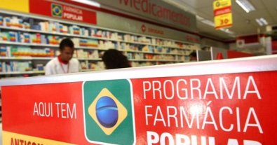 Governo federal fecha farmácia popular para transferir repasses para uso do SUS