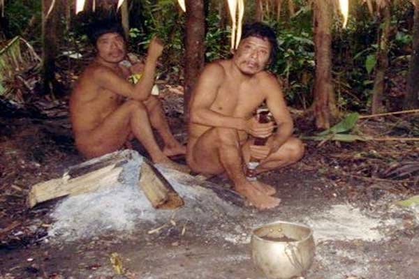 Funai proíbe acesso à terra indígena onde 2 índios vivem isolados em MT