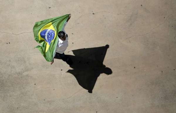 Brasil é exemplo de como corrupção pode desestabilizar sistema político