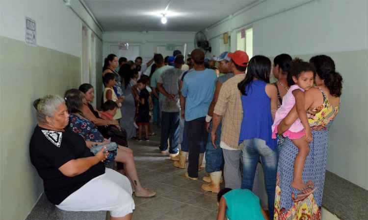 Surto de febre amarela provoca corrida por vacinas no interior de Minas