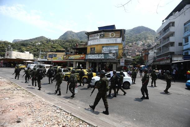 Forças Armadas podem sair da Rocinha a qualquer momento