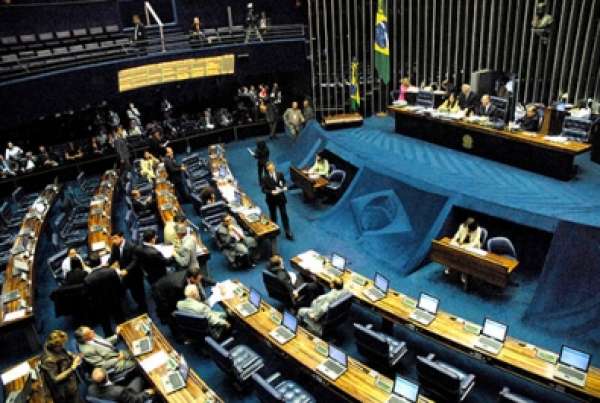 Janela provocará "troca-troca" na AL e Câmaras; PSDB e PMDB crescem