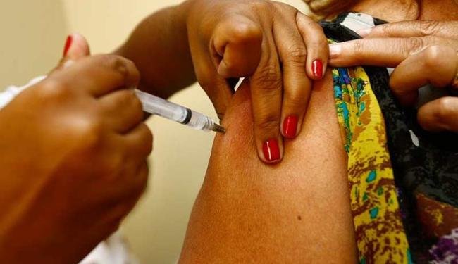 Sesab recomenda vacinação contra febre amarela em 45 municípios baianos