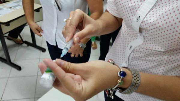 DF começa vacinação contra HPV; meninos também serão imunizados