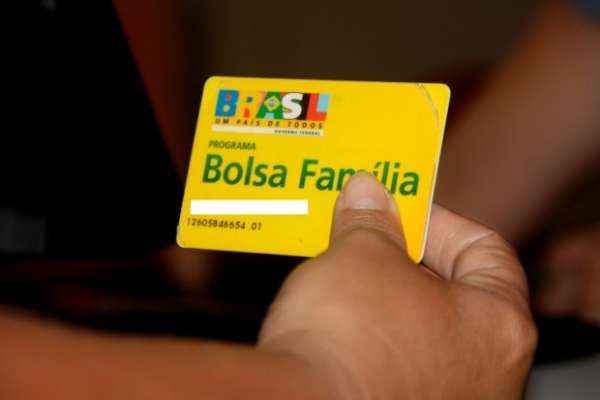 Mato Grosso teve 266 beneficiários do Bolsa Família doadores de campanhas eleitorais