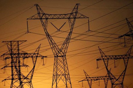 Tarifa de energia será mais cara em novembro, anuncia Aneel