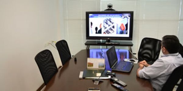 Saúde do Estado recebe equipamentos para realização de videoconferências