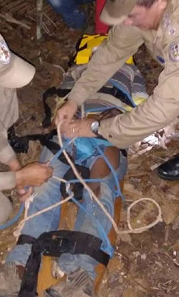 Juína: Homem cai de arvore na mata e é resgatado por bombeiros 36 horas depois