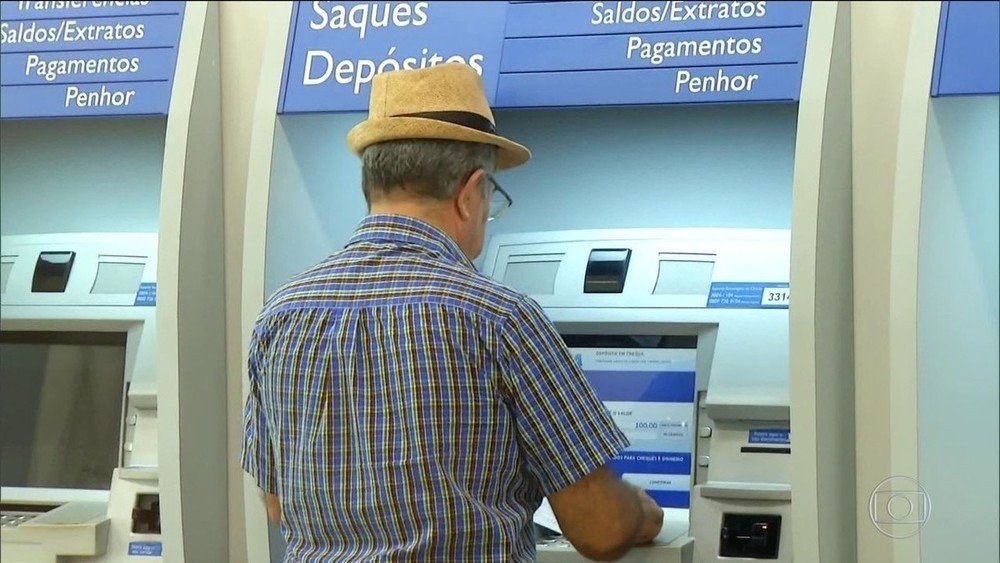 Pessoas com 60 anos ou mais sem conta bancária já podem sacar o PIS/Pasep