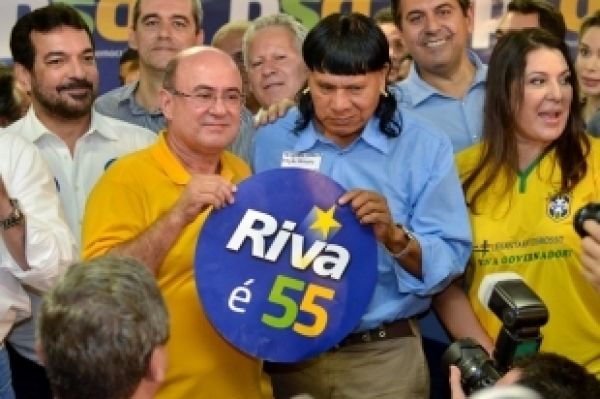 Riva já aposta em vitória no 1º turno e anuncia apoio de 70 prefeitos