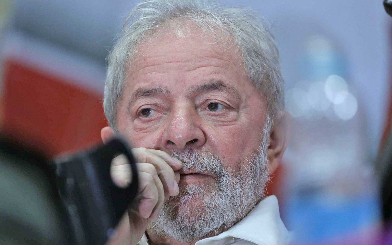 Luiz Inácio Lula da Silva é primeiro ex-presidente brasileiro preso por crime comum