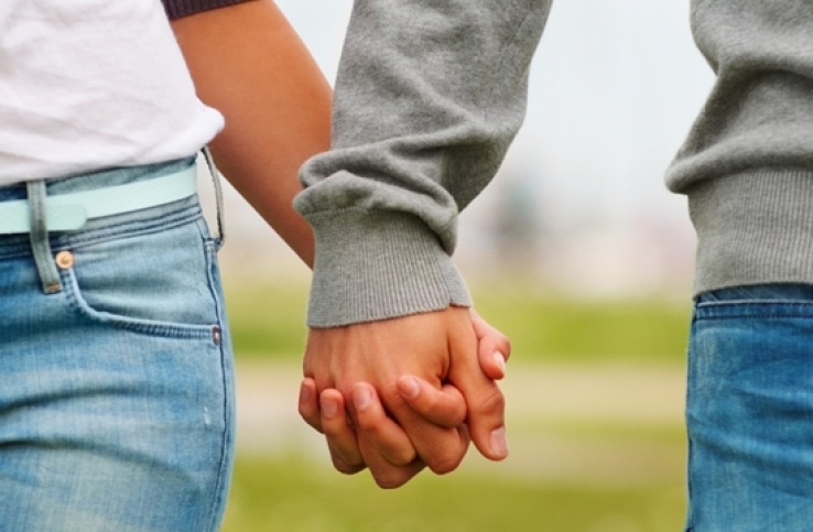 Colniza-MT/Conselho Tutelar atua em caso de namoro durante aula no portão de escola