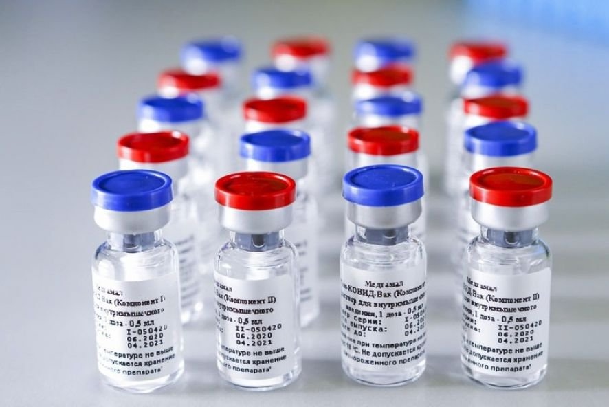 Rússia projeta vacina 95% eficaz e a metade do preço das concorrentes