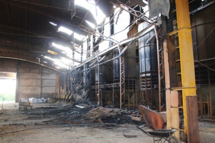 Incêndio destrói parte de armazém de grãos em MT