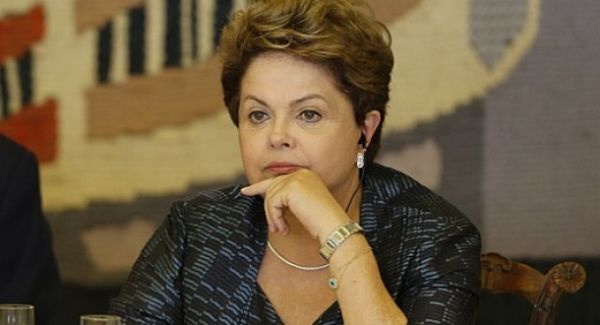 Para reverter desgaste, Dilma aposta em retomar bandeiras