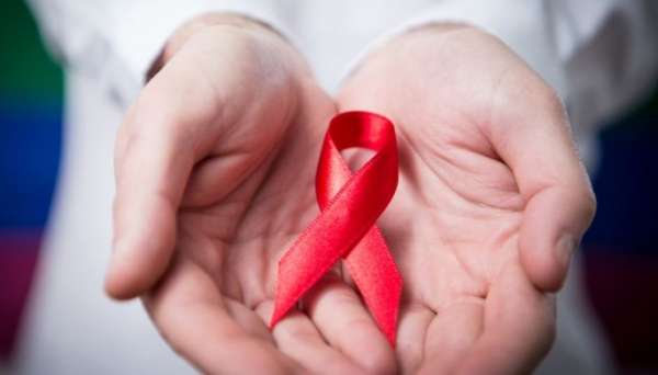 Patentes impedem redução de preços de tratamento da aids, diz relatório